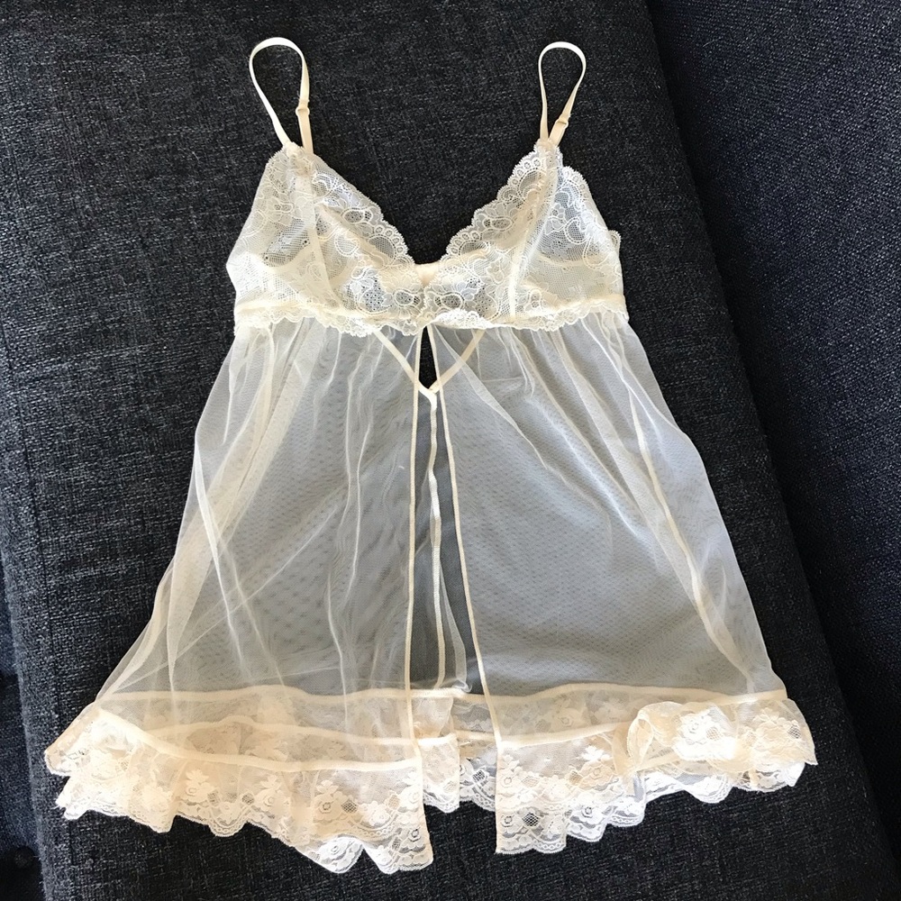 Vintage Victoria’s Secret Baby Doll Slip, S